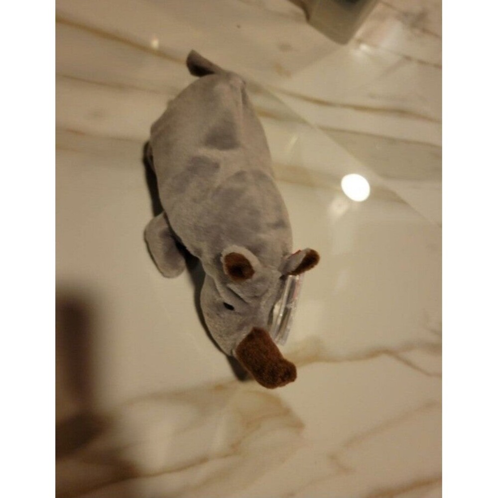 Ty Beanie Babies Spike The Rhinoceros